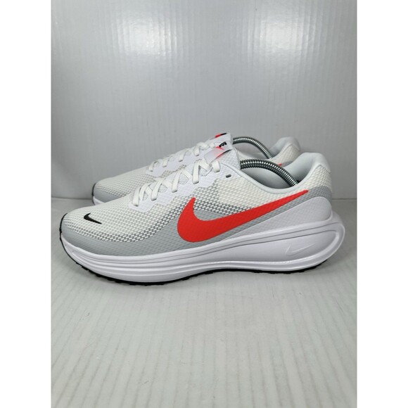 Size 10.5 Nike Revolution 8 White Bright Crimson Men Shoe Sneaker HJ9198-102 NEW main image 5